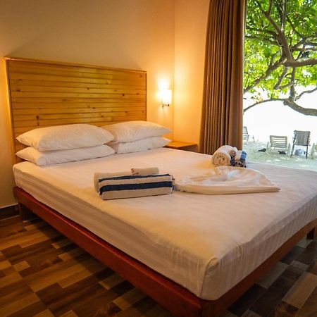 Hotel Paguro Seaview Bodufolhudhoo Zewnętrze zdjęcie